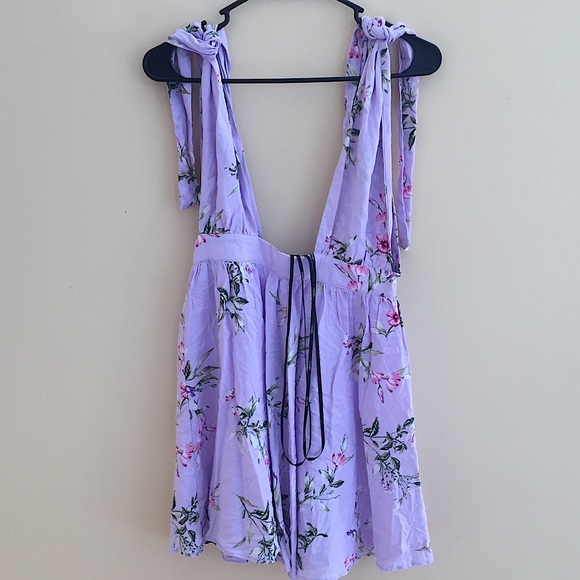 Forever 21 Dresses & Skirts - NWT Forever 21 Floral Mini Dress